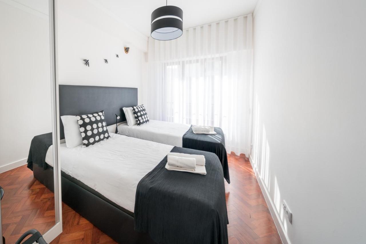 Central Family And Executive Apartment Lisbon Exterior photo